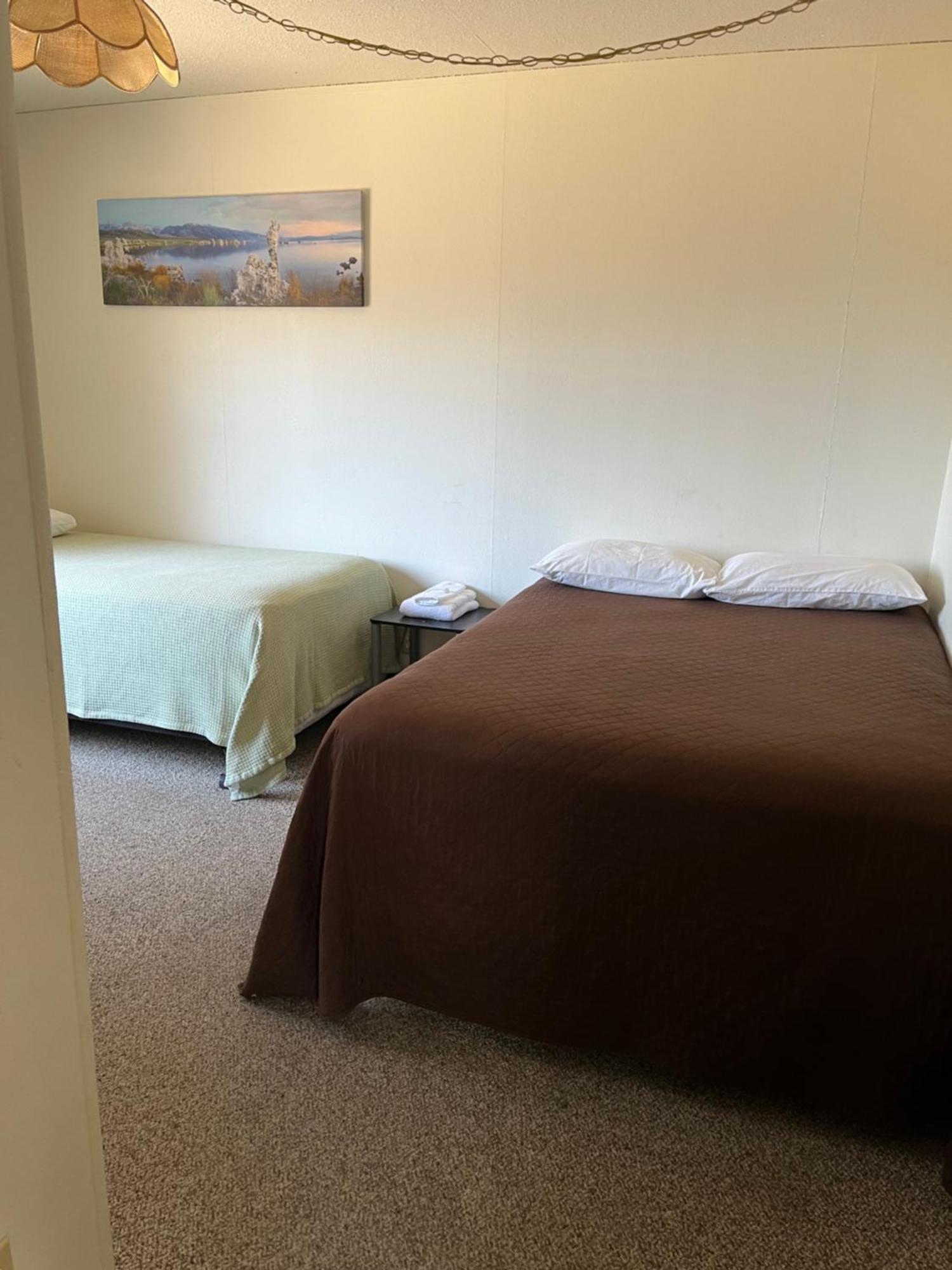 Bristlecone Motel Big Pine Bagian luar foto